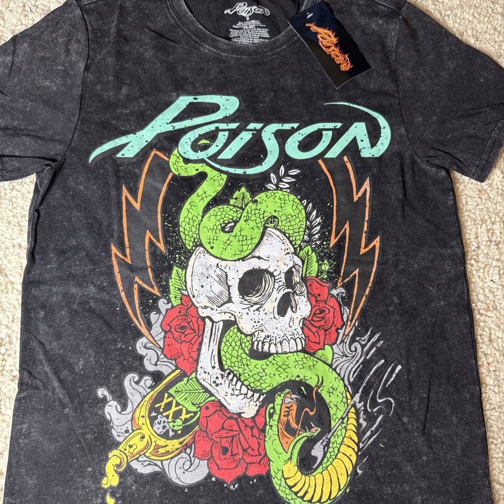 Poison Graphic Tee Unisex Small Gray Washed Short Sleeve  Skull‎ Snake Serpent